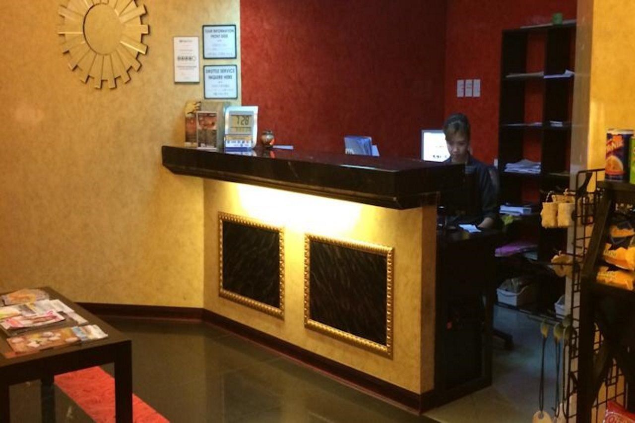Dulcinea Hotel And Suites Lapu-Lapu City Exterior foto